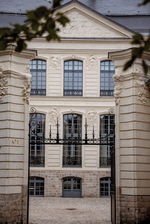 Imagen general del Hotel Royal Beaulaincourt. Foto 1