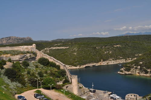 Imagen de la habitación del Hotel Royal, Bonifacio. Foto 3