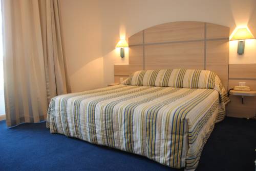 Imagen de la habitación del Hotel Royal, Bonifacio. Foto 4