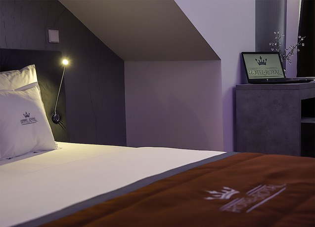 Imagen de la habitación del Hotel Royal. Foto 12