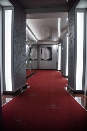 Imagen de los interiores del Hotel Royal. Foto 17