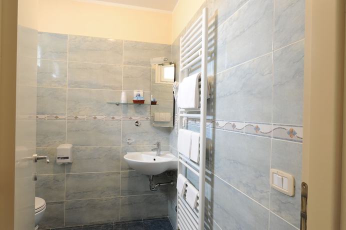 Imagen de la habitación del Hotel Royal, Pesaro. Foto 12