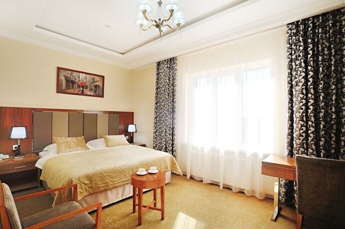 Imagen de la habitación del Hotel Royal Riz. Foto 8