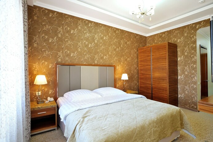 Imagen de la habitación del Hotel Royal Riz. Foto 17