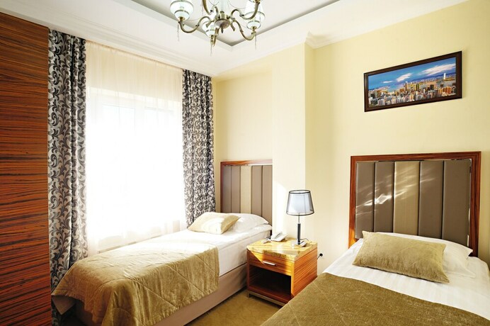 Imagen de la habitación del Hotel Royal Riz. Foto 20