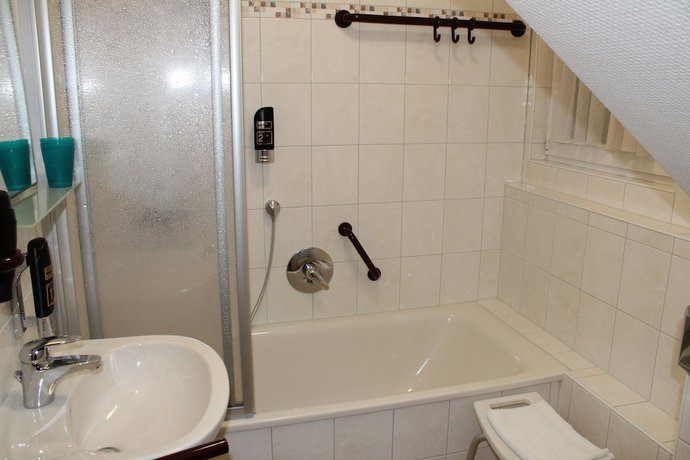 Imagen de la habitación del Hotel Royal Santana. Foto 13