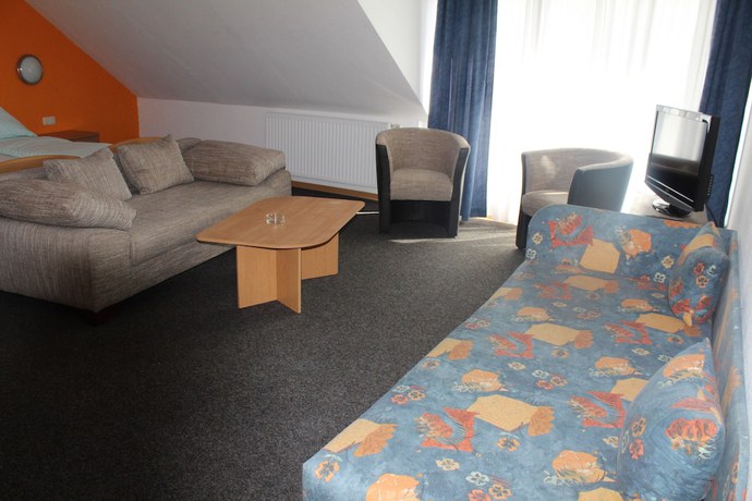 Imagen de la habitación del Hotel Royal Santana. Foto 17