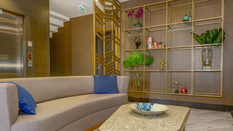 Imagen de los interiores del Hotel Rudis. Foto 19