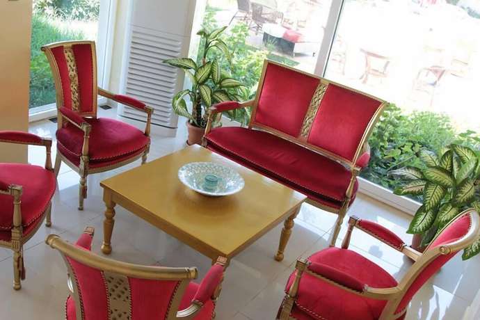 Imagen de los interiores del Hotel Rumana. Foto 14