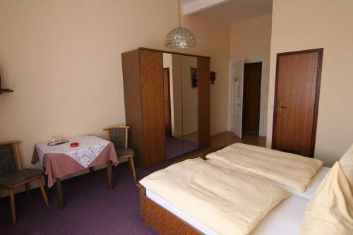 Imagen de la habitación del Hotel Rummeni. Foto 4