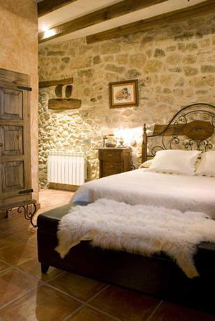 Imagen general del Hotel Rural El Ca&ntilde;&oacute;n del Durat&oacute;n en Villaseca de Sep&uacute;lveda. Foto 13