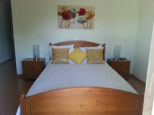 Imagen de la habitación del Hotel Rural Rocha Da Gralheira. Foto 8