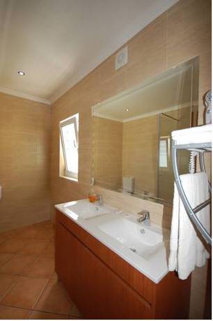 Imagen de la habitación del Hotel Rural Rocha Da Gralheira. Foto 15