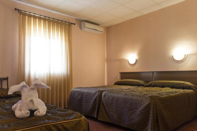 Imagen de la habitación del Hotel Rural Torralba. Foto 5