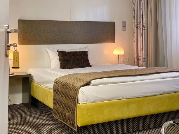 Imagen de la habitación del Hotel Russmann. Foto 4