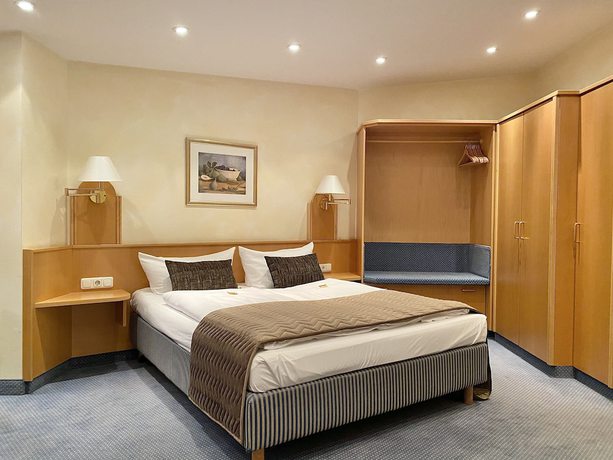 Imagen de la habitación del Hotel Russmann. Foto 12