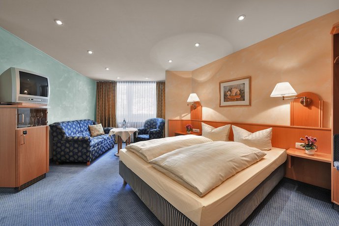 Imagen de la habitación del Hotel Russmann. Foto 15