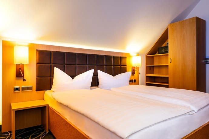 Imagen de la habitación del Hotel STEIGER Elbschl&ouml;sschen Rathen. Foto 8