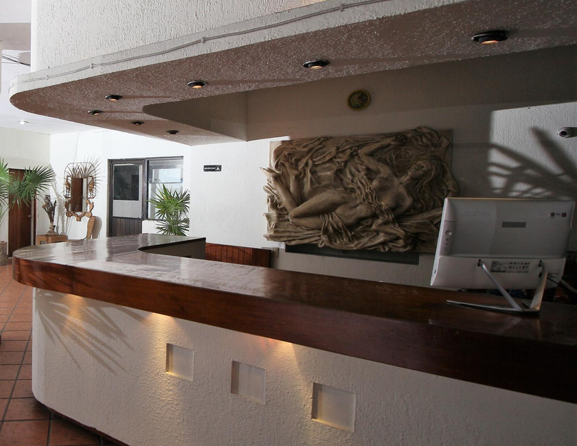 Imagen general del Hotel Sacre. Foto 18