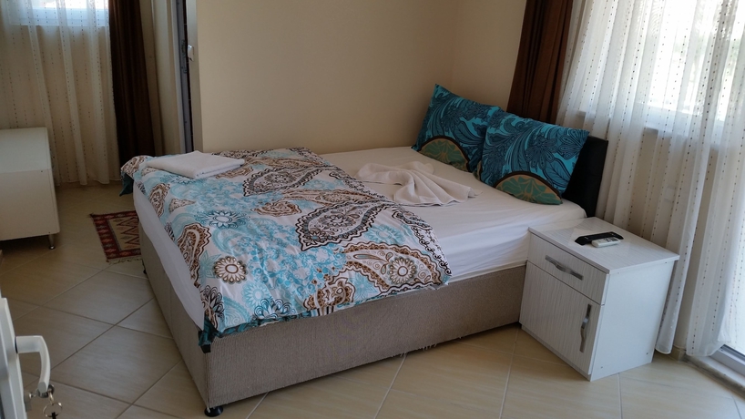 Imagen de la habitación del Hotel Sahin. Foto 12