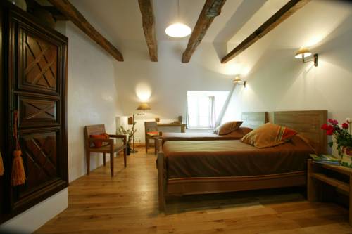 Imagen de la habitación del Hotel Saluces. Foto 13