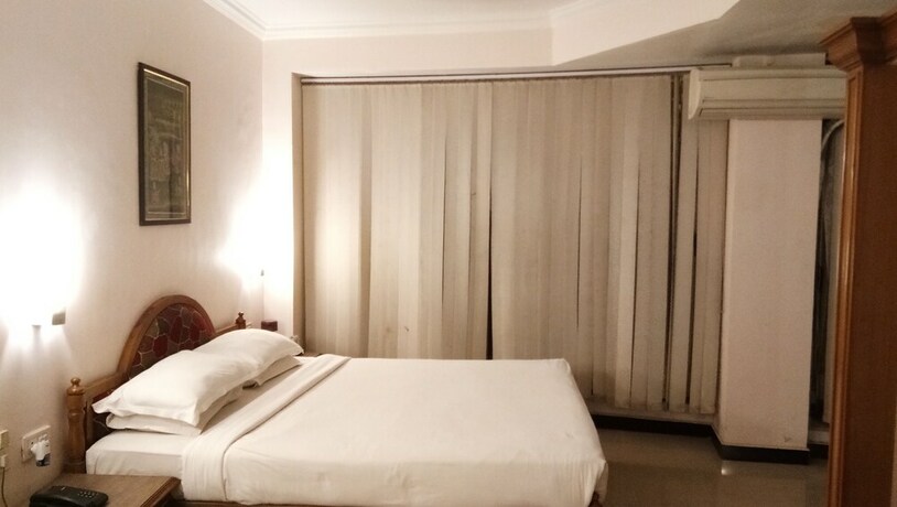Imagen de la habitación del Hotel Sangat Regency. Foto 16