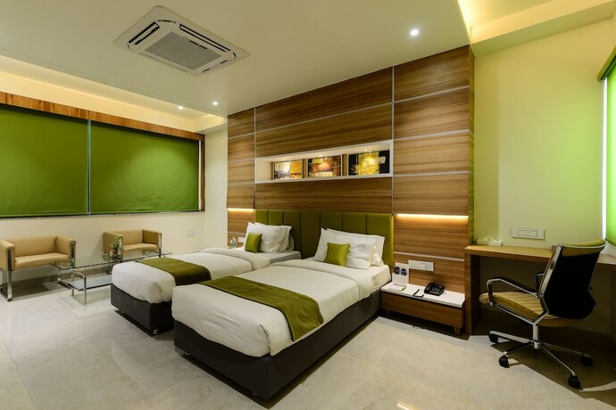 Imagen de la habitación del Hotel Sangat Regency. Foto 27
