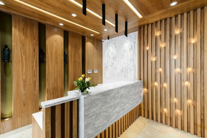 Imagen de los interiores del Hotel Sangat Regency. Foto 55