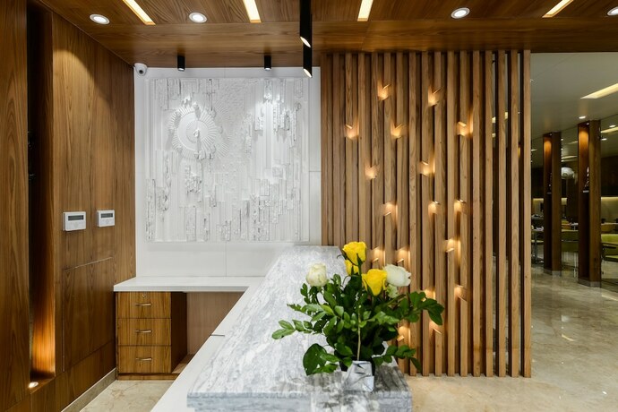 Imagen de los interiores del Hotel Sangat Regency. Foto 58