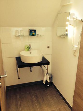 Imagen de la habitación del Hotel Sarah. Foto 2