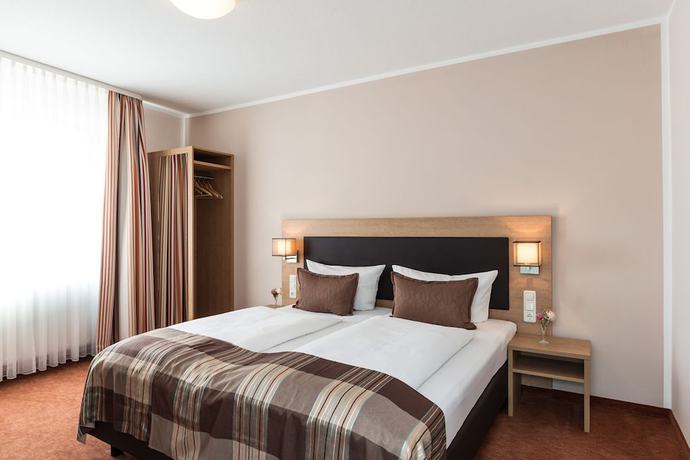 Imagen de la habitación del Hotel Sarah. Foto 12