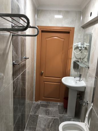 Imagen de la habitación del Hotel Sarayevo. Foto 9