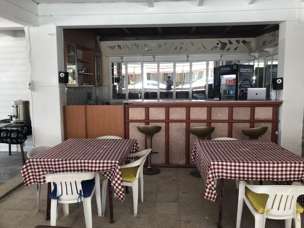 Imagen del bar/restaurante del Hotel Sarayevo. Foto 4