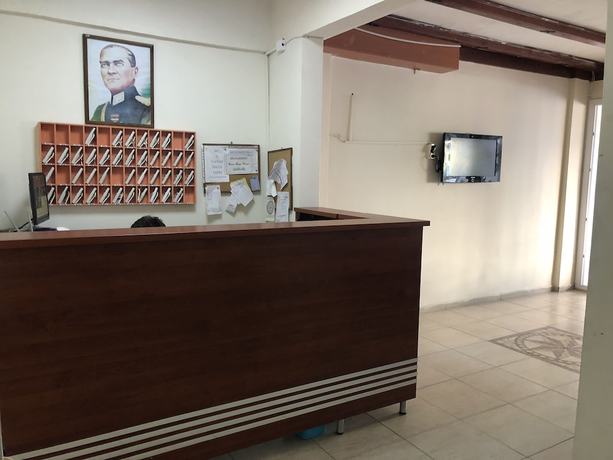 Imagen de los interiores del Hotel Sarayevo. Foto 19