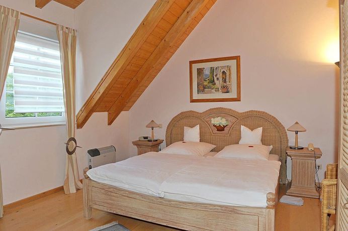 Imagen de la habitación del Hotel Sarbacher. Foto 4