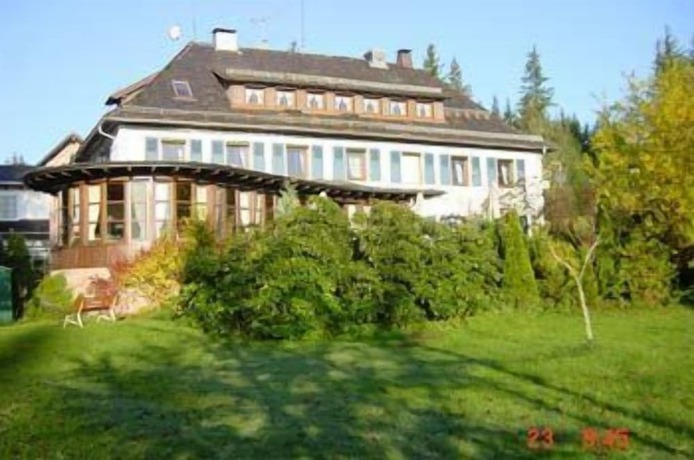 Imagen general del Hotel Sarbacher. Foto 1