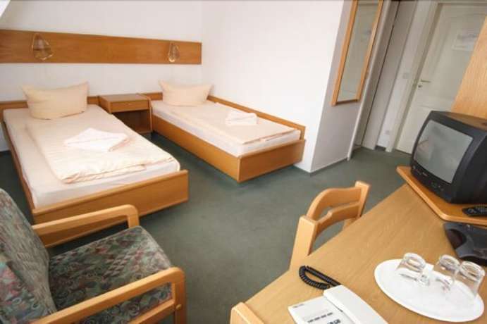 Imagen de la habitación del Hotel Sch&auml;fereck. Foto 5