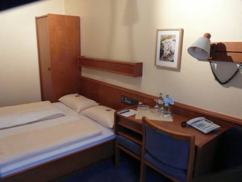 Imagen de la habitación del Hotel Scheffler Garni. Foto 14