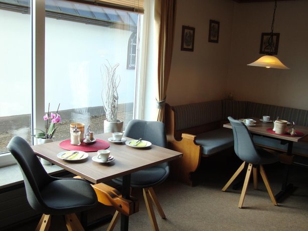 Imagen del bar/restaurante del Hotel Schindelberg. Foto 2