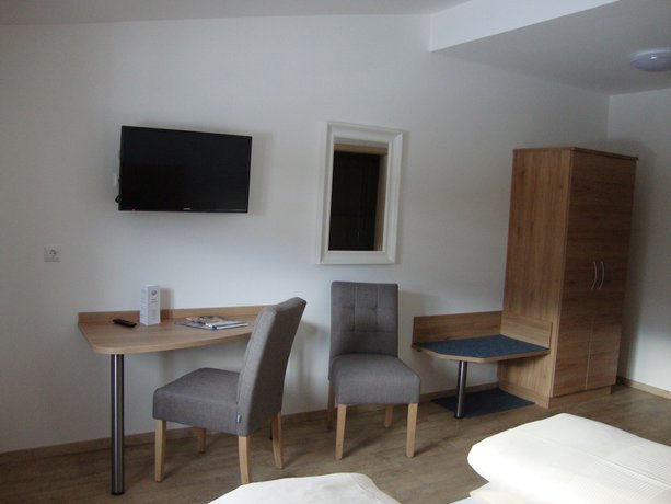 Imagen de la habitación del Hotel Schindelberg. Foto 14