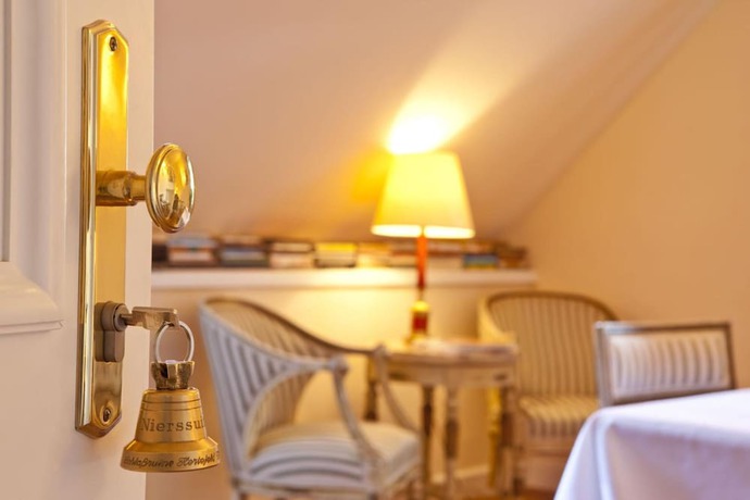 Imagen de la habitación del Hotel Schloss Hertefeld. Foto 15