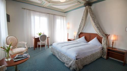 Imagen de la habitación del Hotel Schloss Romanshorn. Foto 7