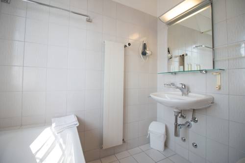 Imagen de la habitación del Hotel Schloss Romanshorn. Foto 10