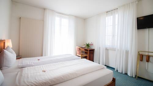 Imagen de la habitación del Hotel Schloss Romanshorn. Foto 12