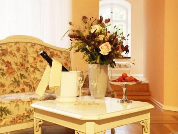 Imagen de la habitación del Hotel Schloss Spyker. Foto 6