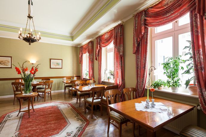 Imagen del bar/restaurante del Hotel Schlossgarten. Foto 8