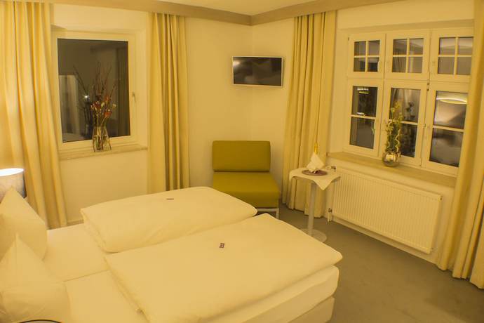 Imagen de la habitación del Hotel Schmaus. Foto 16