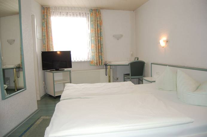 Imagen de la habitación del Hotel Schneider. Foto 13