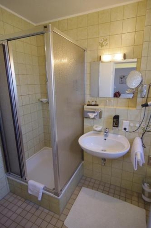 Imagen de la habitación del Hotel Sch&ouml;neck Garni. Foto 9