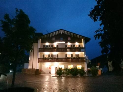 Imagen general del Hotel Sch&ouml;nwies. Foto 6